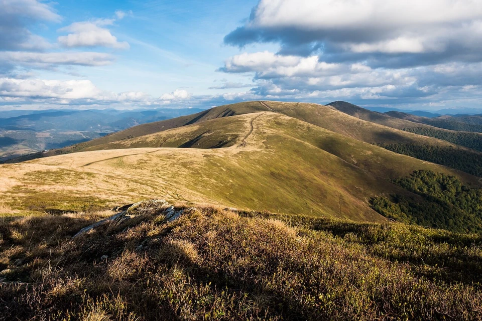 Гора Ґемба, фото: Вікіпедія