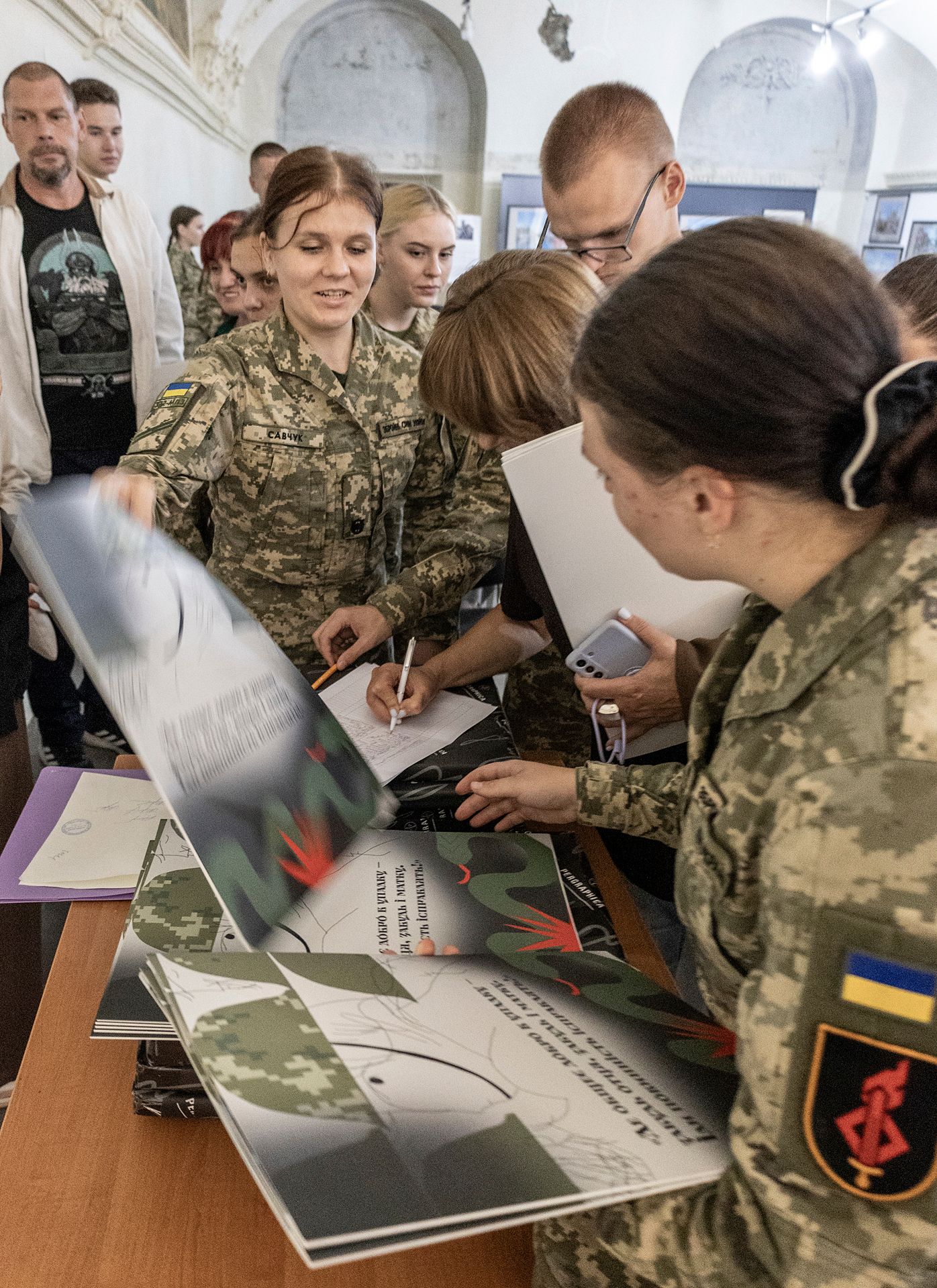 image 2 ‣ Українські новини «Виставка патріотичних плакатів у Львові: плакат як інструмент боротьби» ‣ Українські новини