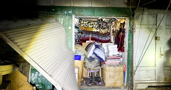 Пожежа на ринку Дикий у Рівному – напад на охоронця і підпал кіосків: подробиці