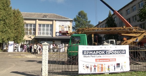 Вибір професії на практиці – У Львові пройшов міський ярмарок робітничих спеціальностей: відео – ZAXID.NET