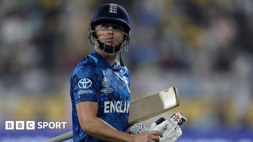 Чемпіонат світу з футболу серед жінок 2025: Лаура Вольвардт та Марізанне Капп ведуть Південну Африку до фіналу, обігравши Англію