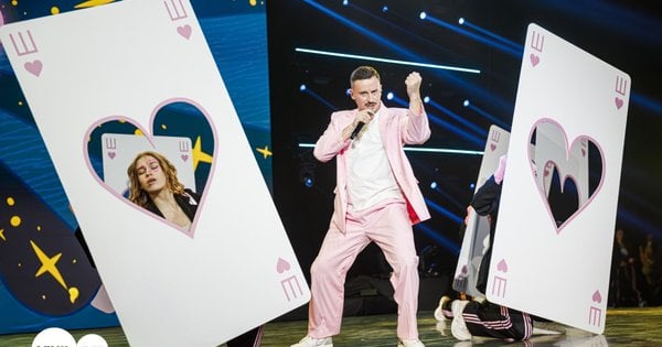 Львівська агенція VINIL провела сольний виступ Шугара у Палаці Спорту.