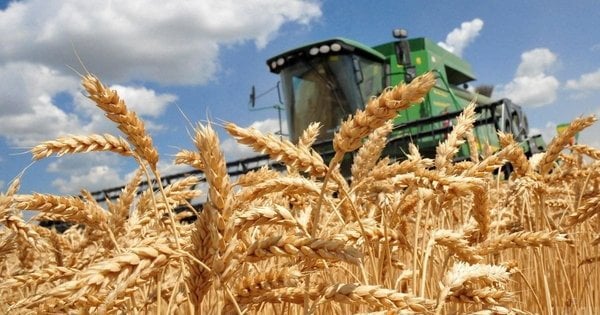 Онур передала Жовківському ППР Мирона Остапчака підприємство із земельним активом 3,5 тис. га на Львівщині