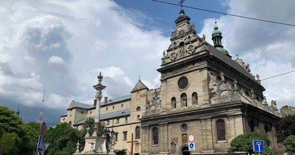 У львівському архіві почали роботи з ліквідації аварійних наслідків: результати проведених досліджень