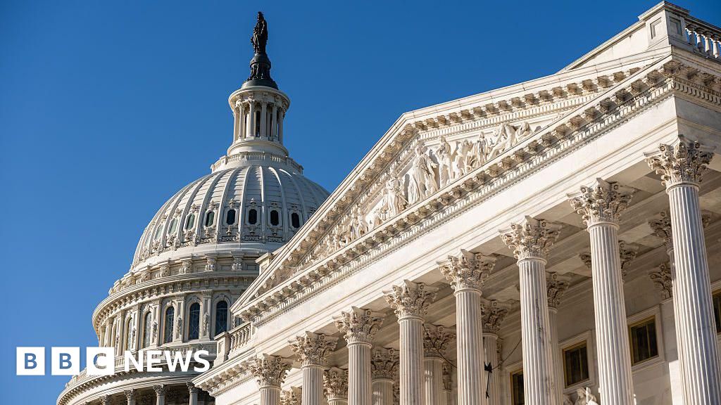 Чому уряд США припинив роботу і що це означає?