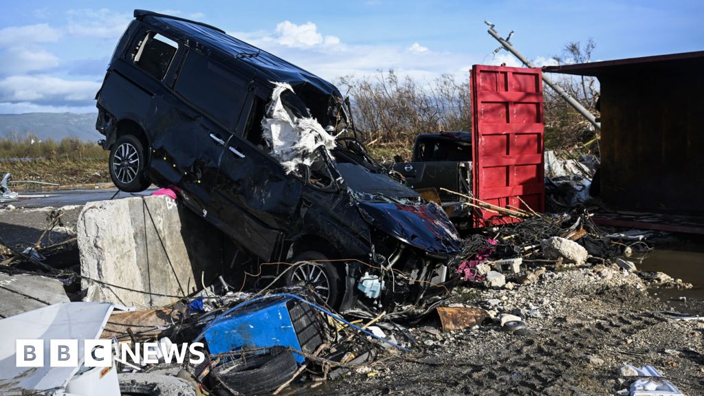 Кількість жертв урагану Мелісса на Ямайці зросла до 28.