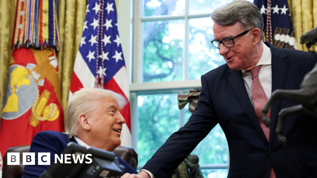 Лорд Мендельсон не проходив співбесіду на посаду посла США.