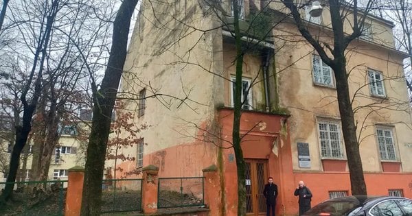 Міська влада судиться з облрадою через триповерхову онкополіклініку у Львові