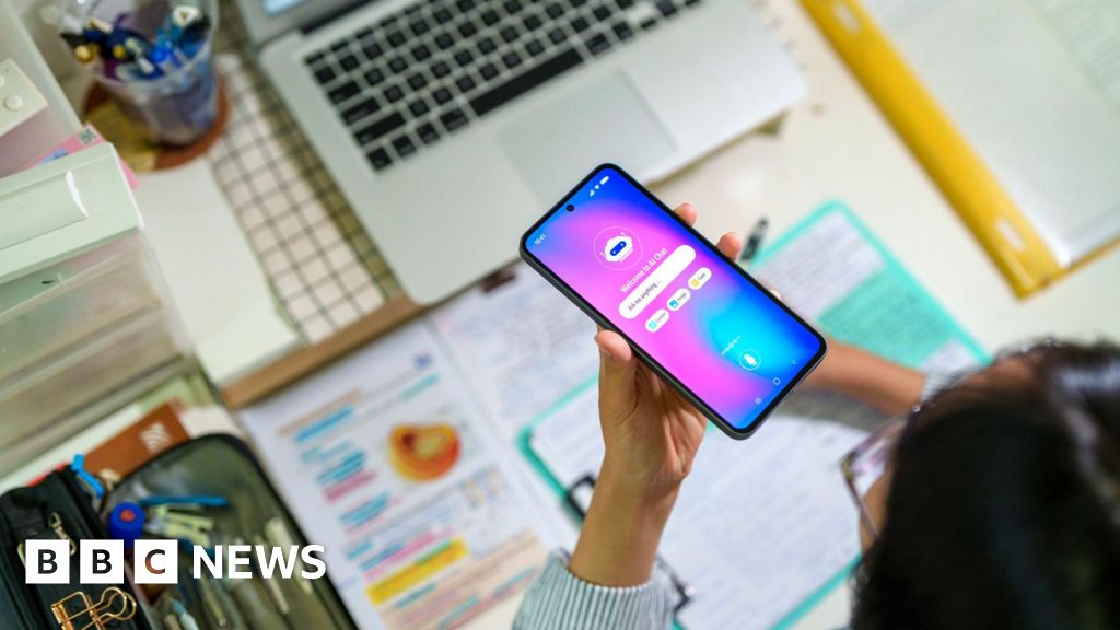 Не довіряйте беззастережно тому, що говорить штучний інтелект, каже глава Google ВВС.