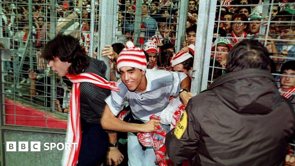 Ньюкасл проти Атлетік Клуб: Таємний зв’язок, що поєднав фанатів Магпайс червоним та білим