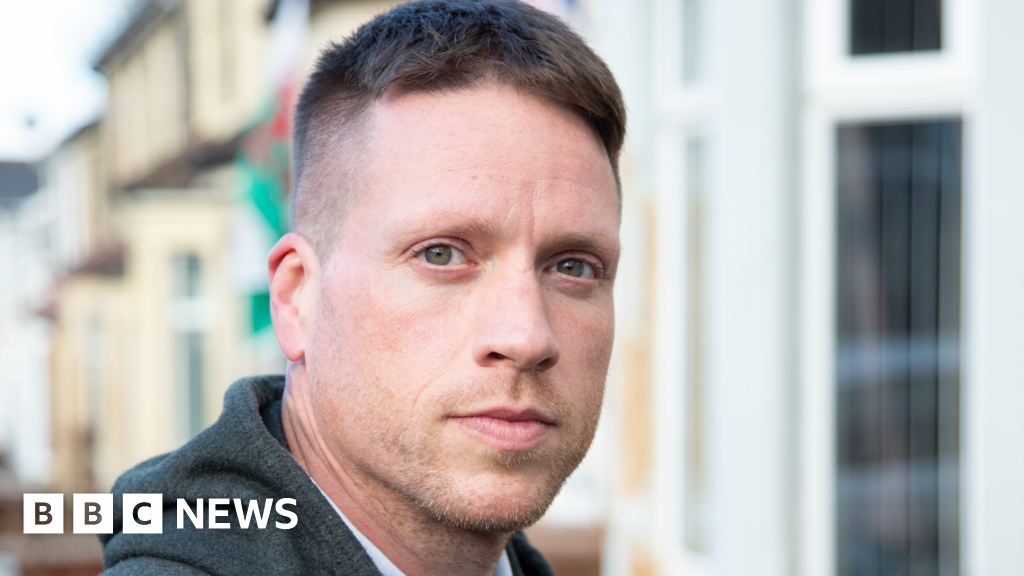 Я щодня вживаю медичну коноплю.