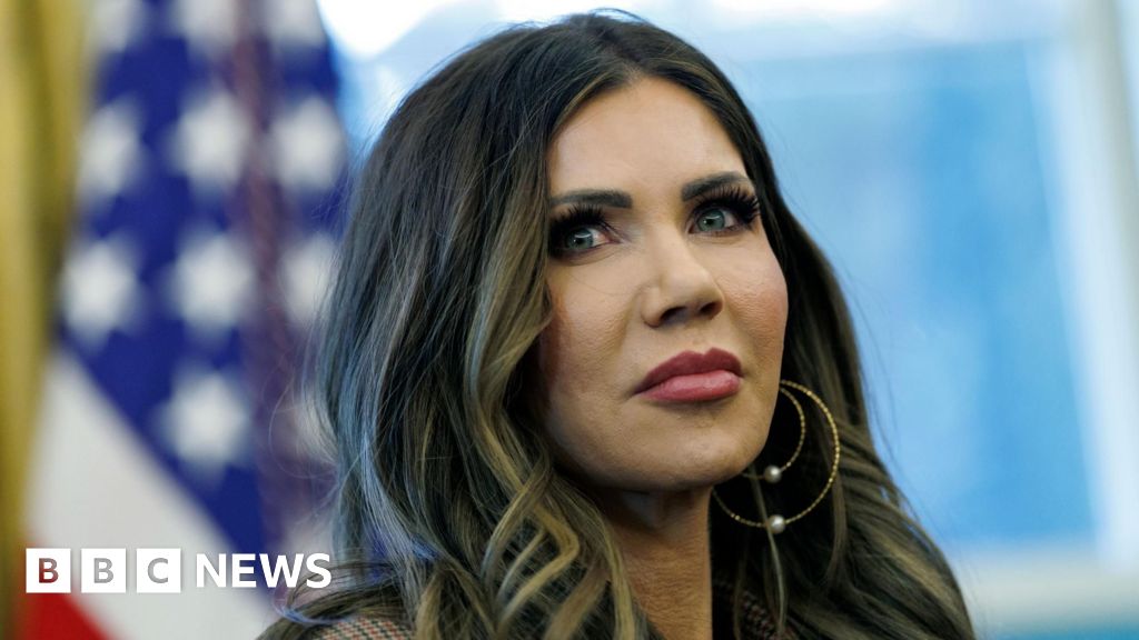 Міністр внутрішньої безпеки США закликає до масштабних заборон на поїздки