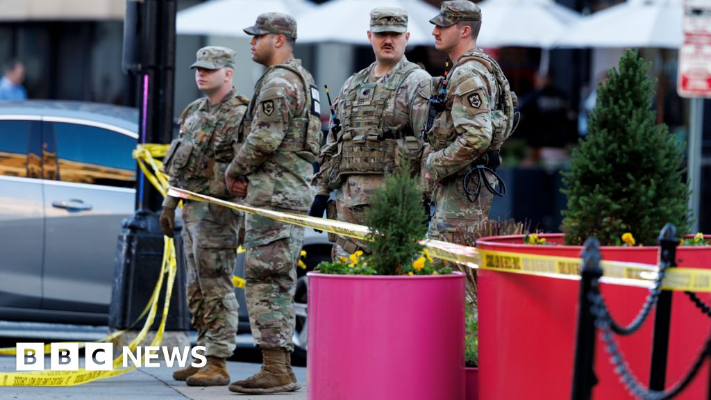 Підозрюваний у стрілянині зі Служби національної гвардії кілька тижнів перебував на ізоляції, йдеться в електронному листі.