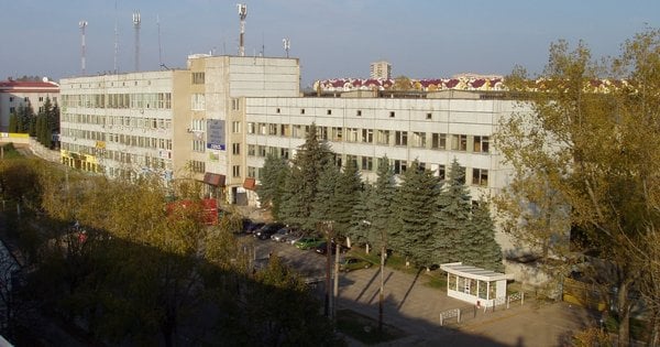 Підприємець зі Львова, власник заводу верстатів, виграв суд щодо майна.