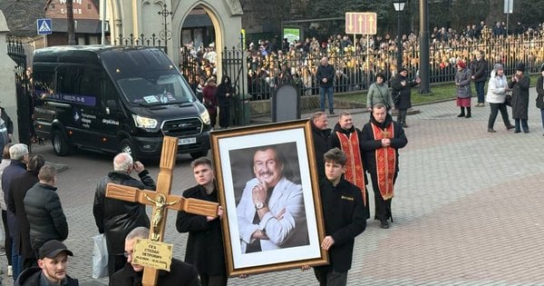 У Львові на Личаківському цвинтарі відбувся похорон Степана Гіги