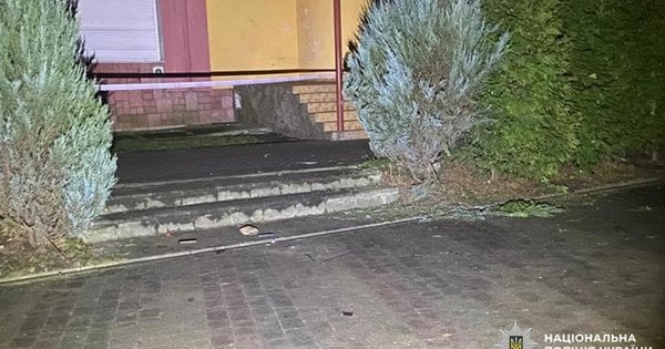 У Новояворівську стався вибух гранати в піцерії