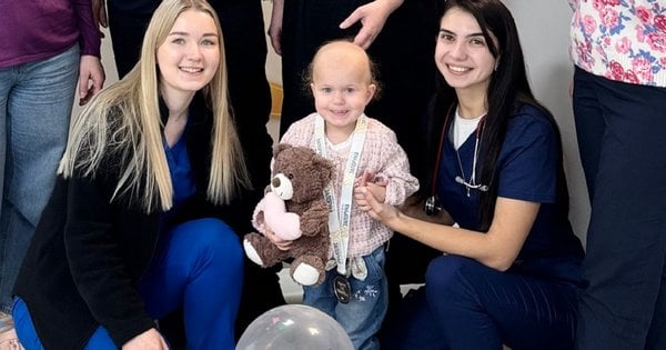 8 наркозів, 5 курсів хіміотерапії та вкрай складна операція: у Львові врятували дворічну дитину з пухлиною у грудній клітині