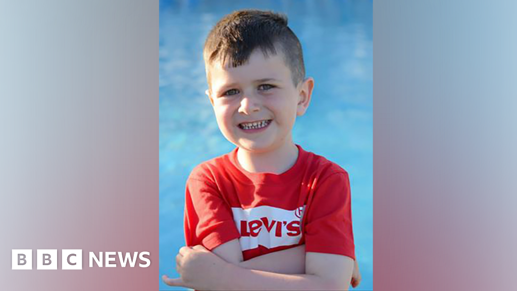 Батьки з Бенвеллу попереджають про ознаки нарколабораторії конопель.