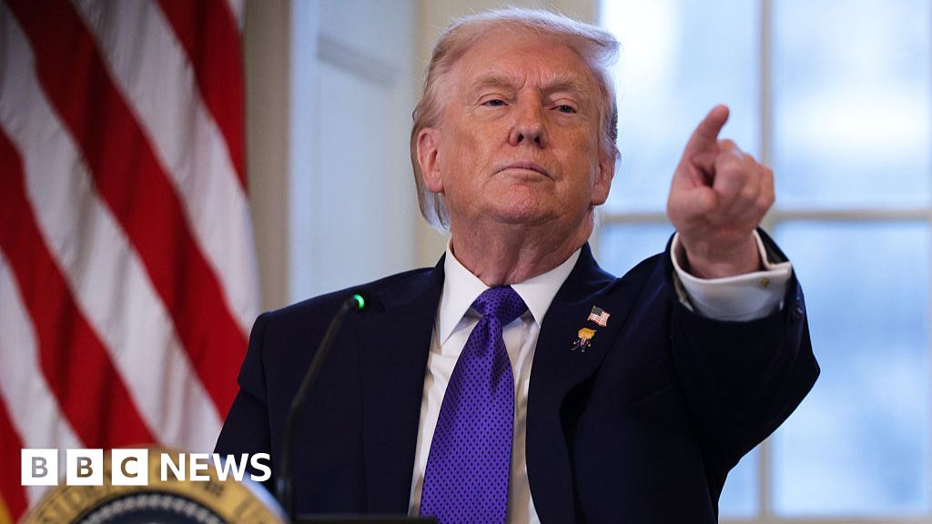 BBC прагне домогтися відхилення позову Трампа на $5 млрд про наклеп