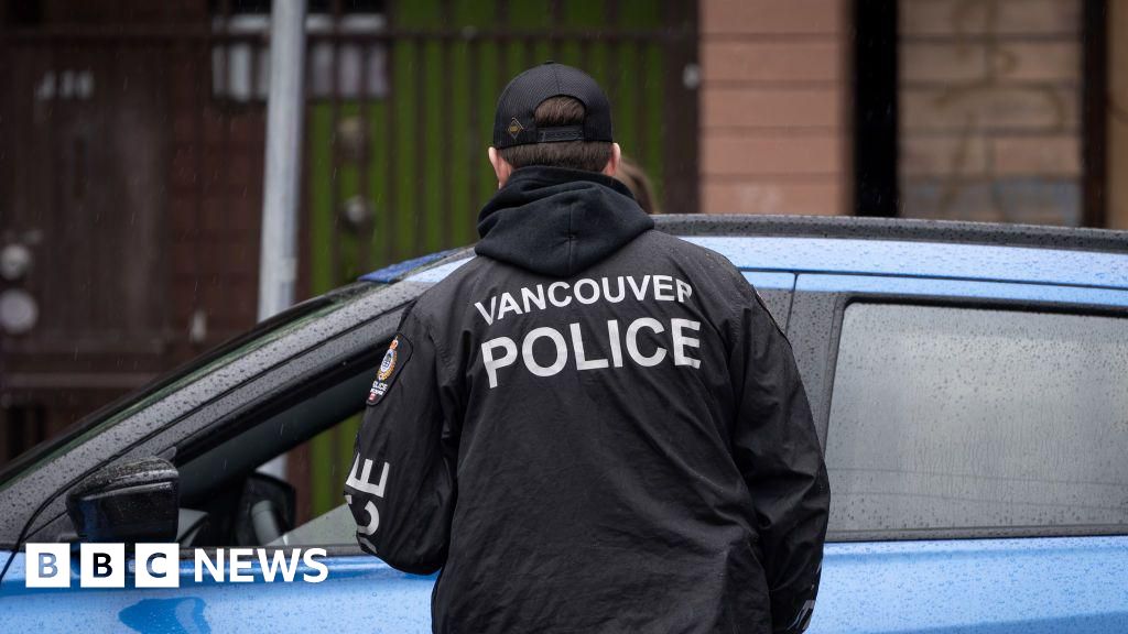 Британська Колумбія припиняє пілотний проєкт декриміналізації наркотиків