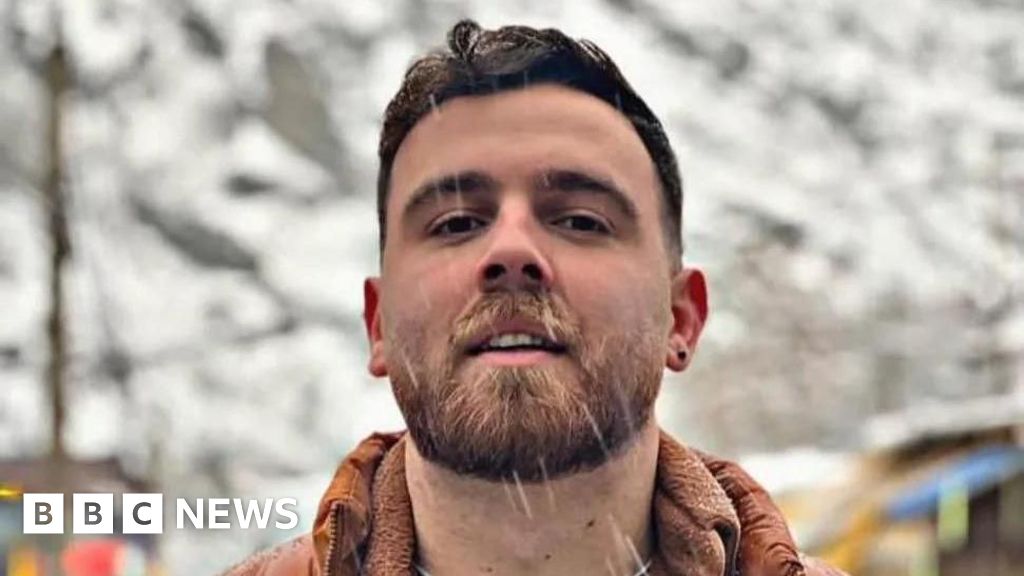 Хто такий Ерфан Солтані, активіст, якого в Ірані мають стратити?