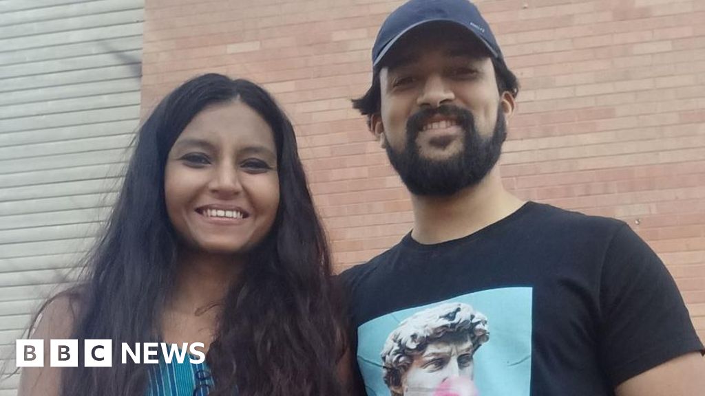 Індійська пара отримала $200,000 компенсації через «расизм щодо їжі» в американському університеті.