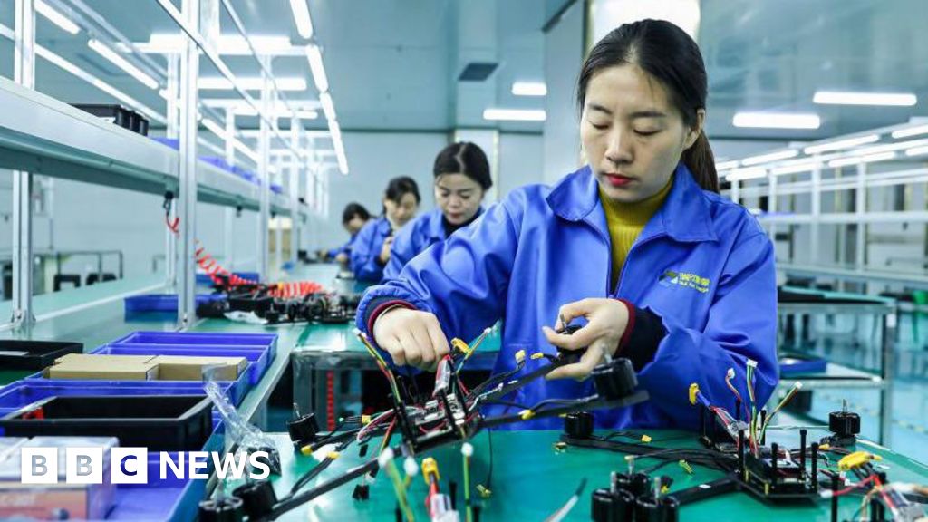 Китай повідомляє про рекордний торговельний профіцит незважаючи на тарифи Трампа