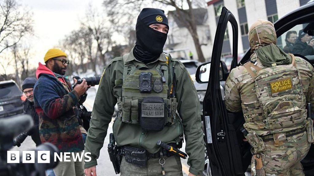 Міннесота подала позов проти адміністрації Трампа, щоб зупинити масове прибуття агентів ICE.