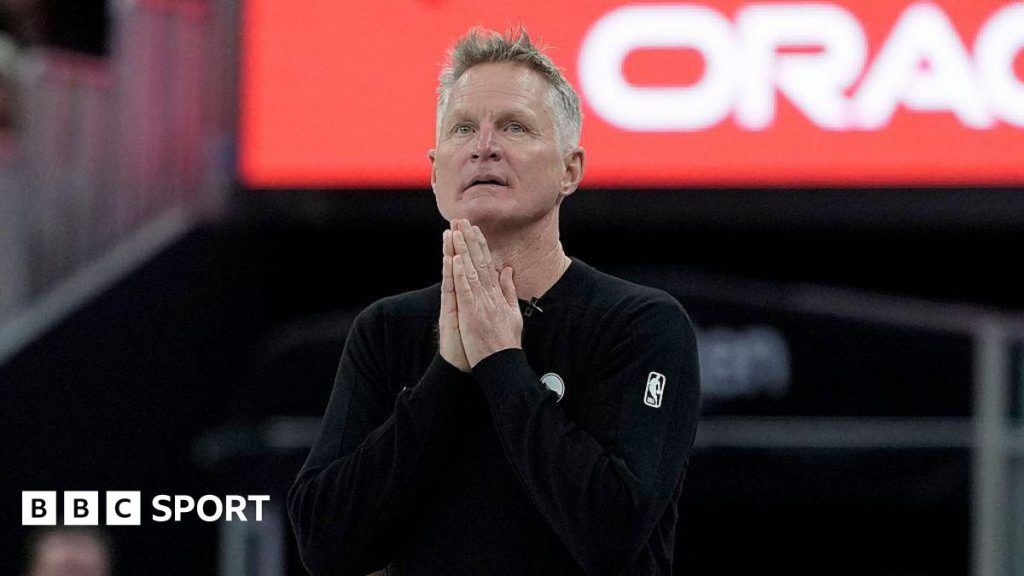 НБА: Перемога Golden State Warriors у Міннесоті відбулася в «похмурій атмосфері» – Стів Керр