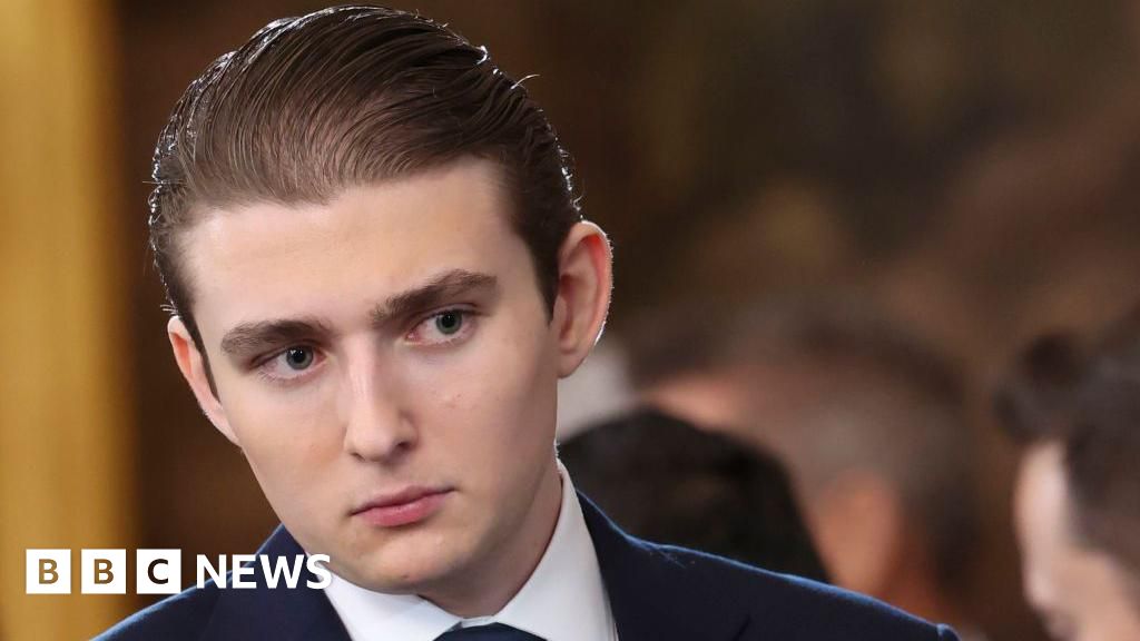 Обережно ставтеся до повідомлень про нібито напад у акаунті Баррона Трампа