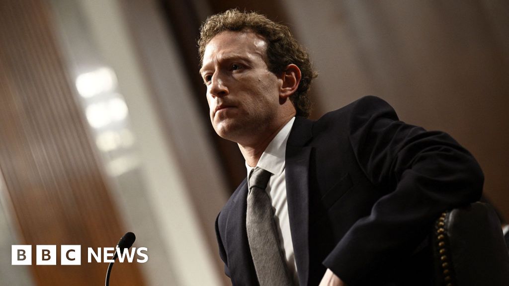 Перший в історії судовий розгляд у соцмережах через звинувачення в залежності