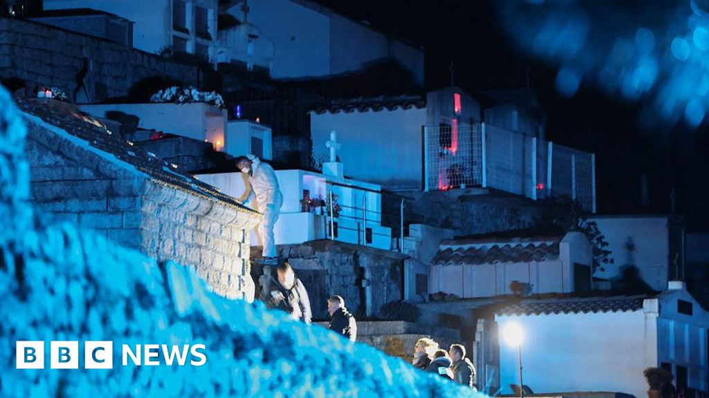 Полювання на стрілка після вбивства корсиканського вигнанця Алена Орсоні на похороні матері