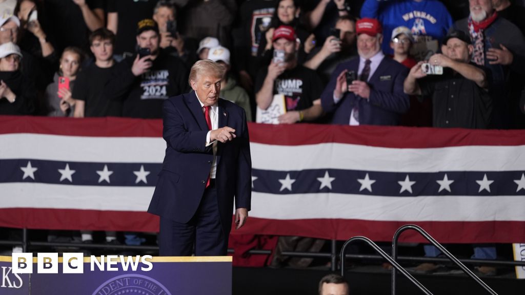 Республіканці критикують міграційну політику, уникаючи нападок на Трампа