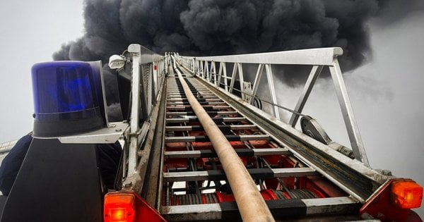 Російський дрон атакував об’єкт нафтопроводу "Дружба" на Львівщині, що транспортує нафту до Європи.