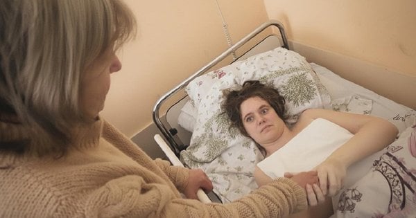 Розсіяний склероз: 40-річна мешканка Львова опинилась у лікарні у непритомному стані через затримку з лікуванням