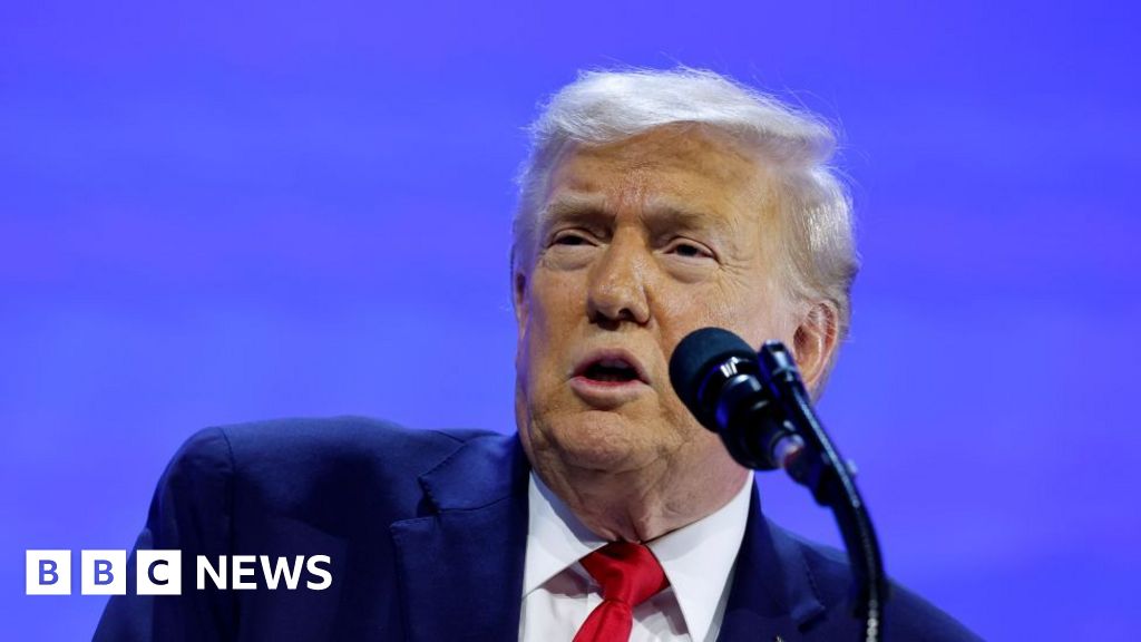 Трамп відмовляється від погроз введення тарифів для союзників по НАТО через Гренландію