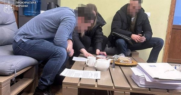 У Славській селищній раді виявили шахрайство при придбанні дронів для Збройних сил України