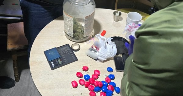 В Прикарпатті заарештували власника інтернет-магазину, у якого вилучили наркотики на суму 10 млн грн - фото