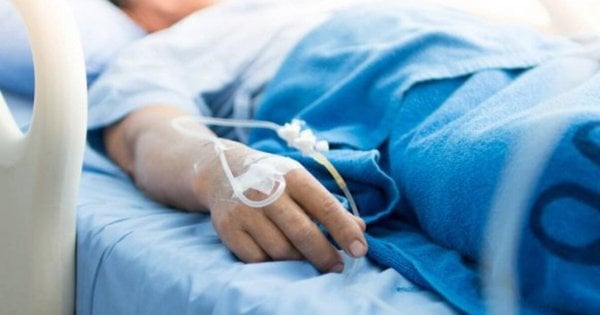 Випадок ботулізму на Хмельниччині у 2026: чоловік постраждав через домашню консервацію