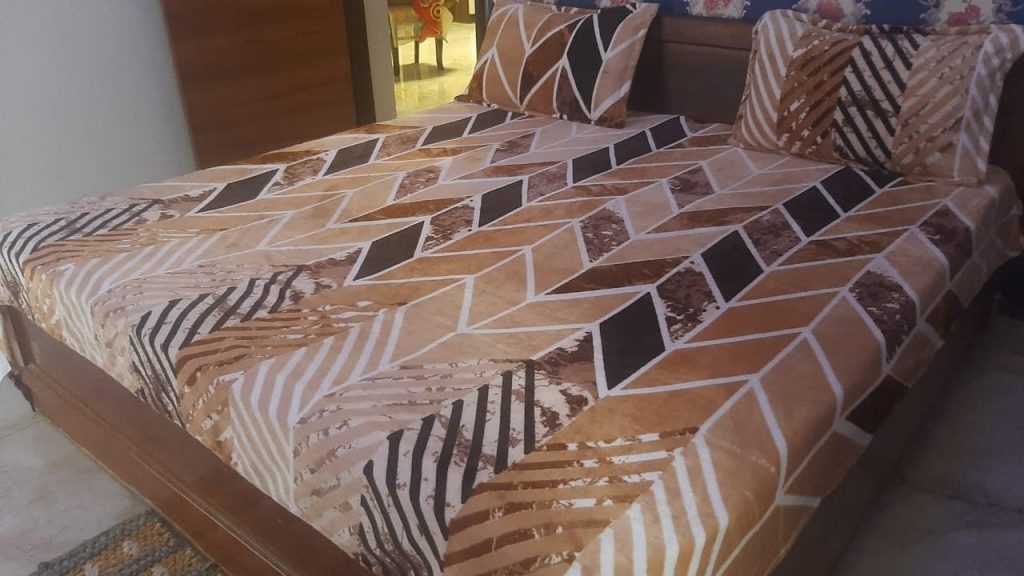 Коричневое постельное белье: модные расцветки в 2026 году