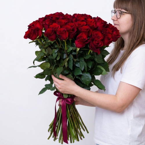 Букет 35 червоних троянд