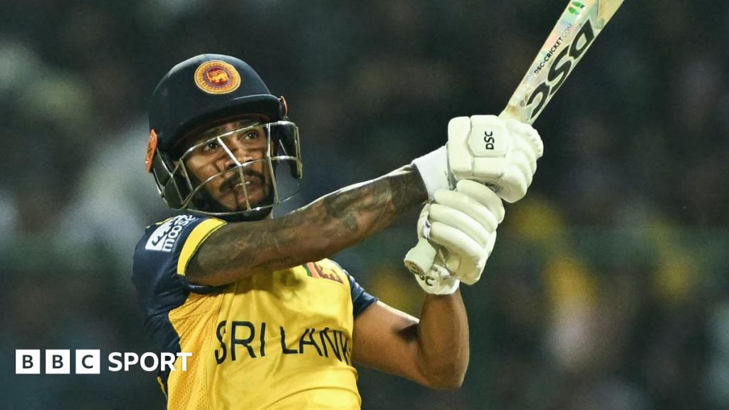 Чемпіонат світу T20: Патхум Ніссанка забиває незмінний 100, коли Шрі-Ланка розгромлює Австралію