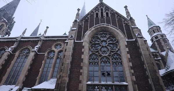 Львів виділить 300 тисяч гривень на ремонт вітражів Церкви святих Ольги та Єлизавети після дронового нападу