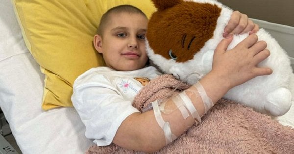 Непересічна операція у Львові: 10-річній дитині провели заміну стегнової кістки та суглобів