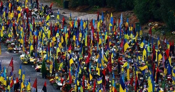 «При наявності родича у Львові, навіщо ховати в Сокалі?»