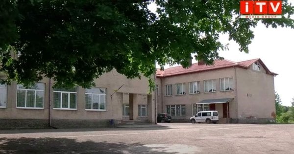 Суд зняв обвинувачення з учительки з Рівненщини у справі про цькування учениці з діабетом.