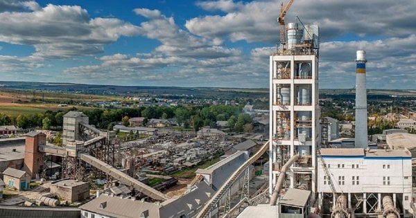 У Франківську працівник цементного заводу анулював 34 тис. грн штрафу від ТЦК – деталі