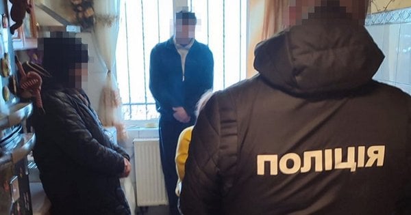 Зловмисники незаконно забрали квартиру покійного чоловіка у Львові