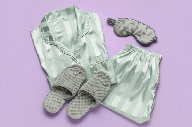 дорогая и бюджетная шелковая пижама разница