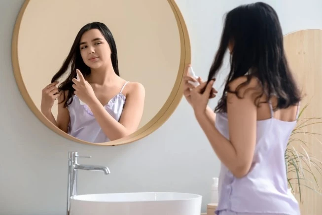 сравнение натурального и искусственного шелка в пижамах